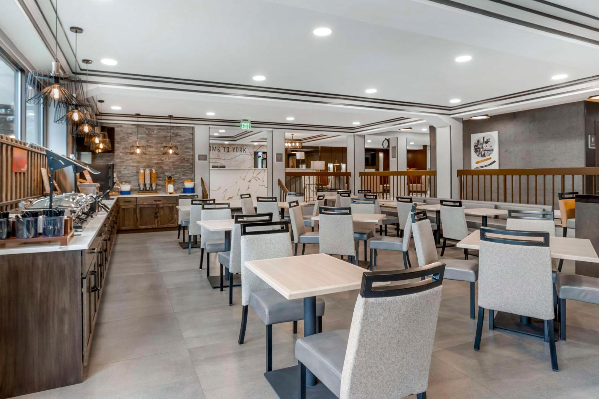 Best Western Plus Heritage Rail Inn & Suites York Exteriér fotografie